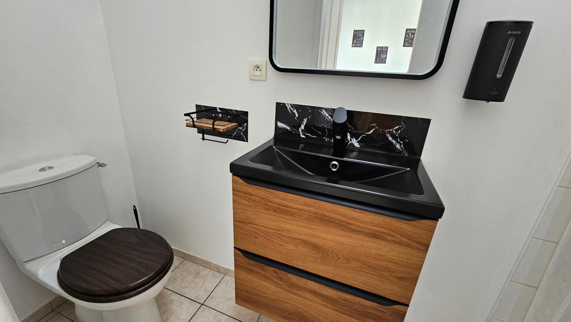 Bed To Rent - Maison Calme Avec Jacuzzi Sous Supplement บอร์โด ภายนอก รูปภาพ