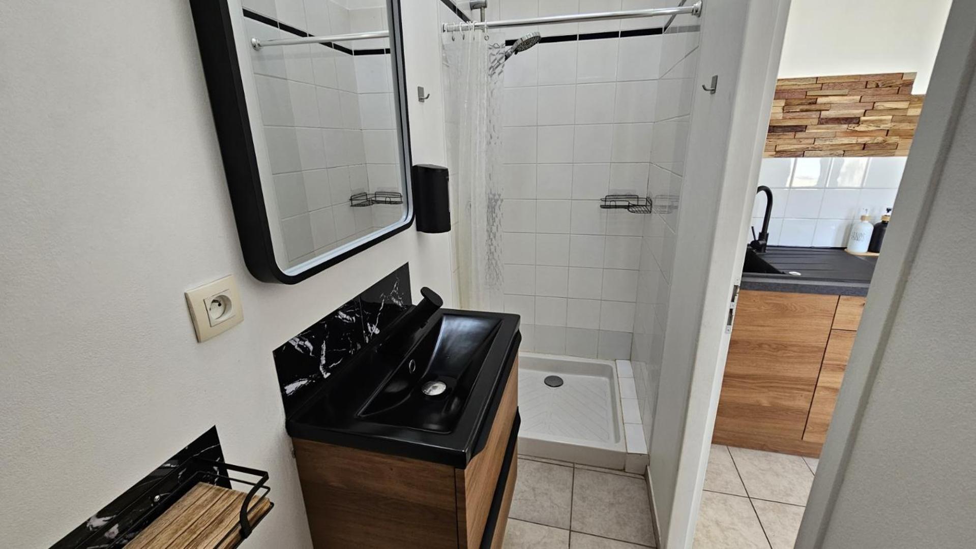 Bed To Rent - Maison Calme Avec Jacuzzi Sous Supplement บอร์โด ภายนอก รูปภาพ