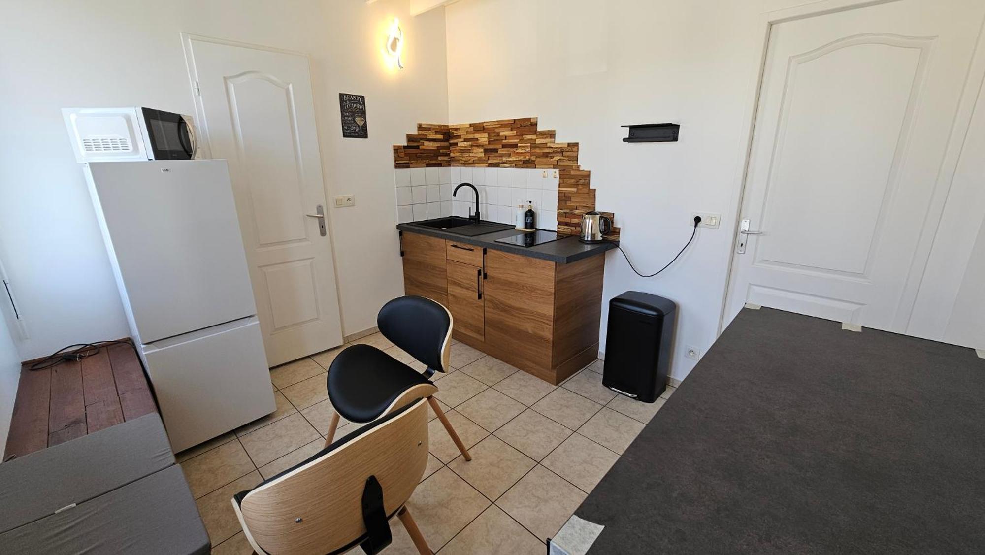 Bed To Rent - Maison Calme Avec Jacuzzi Sous Supplement บอร์โด ภายนอก รูปภาพ