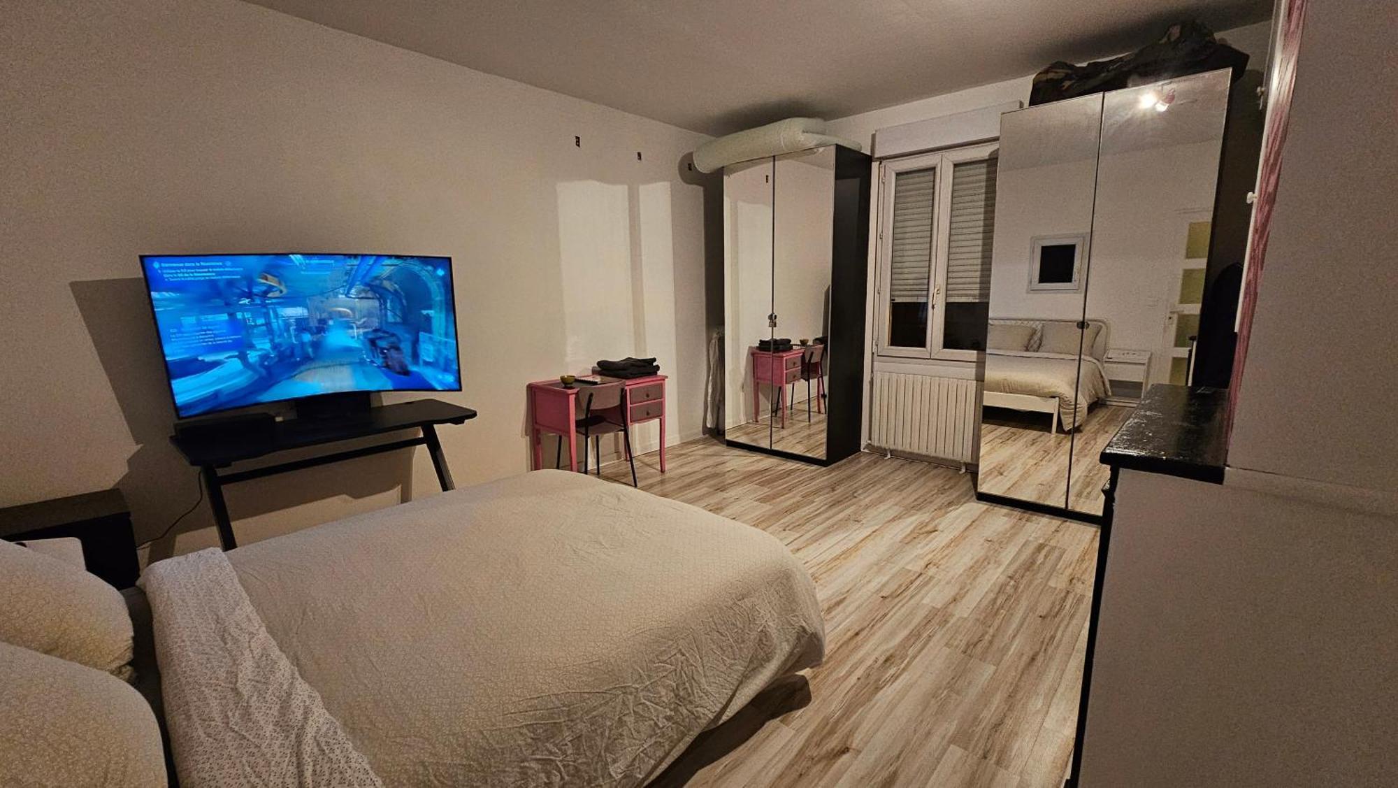 Bed To Rent - Maison Calme Avec Jacuzzi Sous Supplement บอร์โด ภายนอก รูปภาพ
