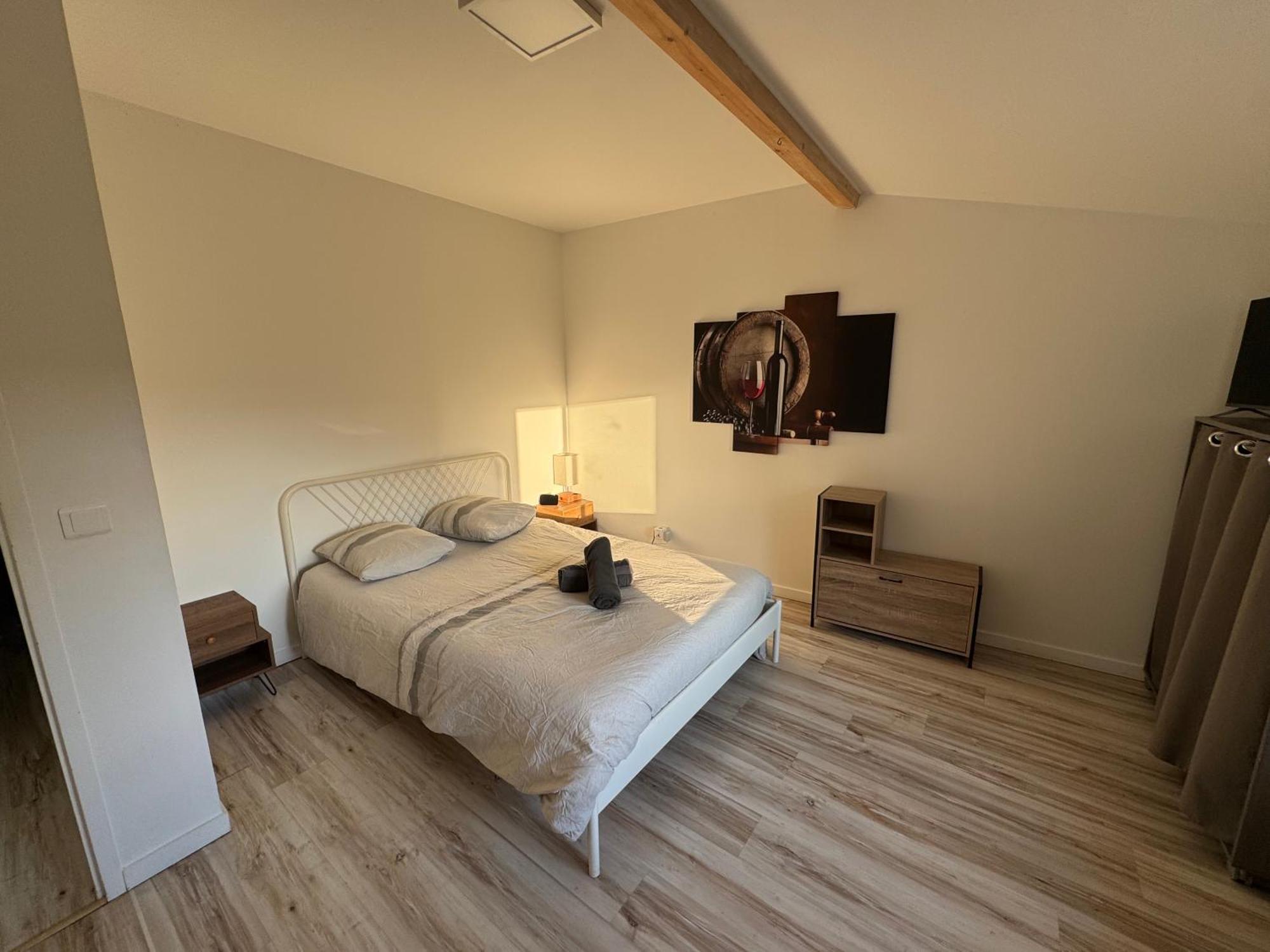 Bed To Rent - Maison Calme Avec Jacuzzi Sous Supplement บอร์โด ภายนอก รูปภาพ