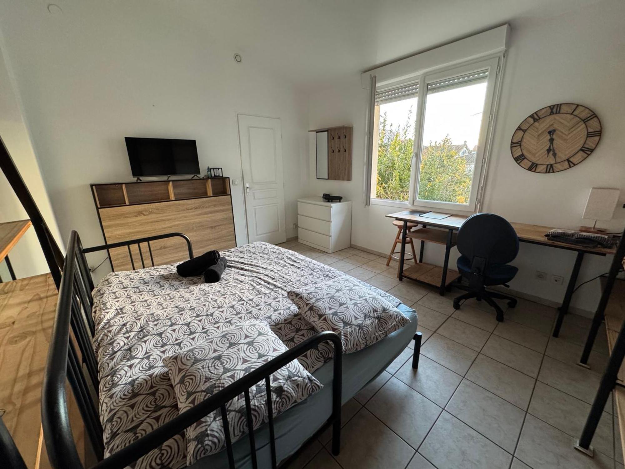 Bed To Rent - Maison Calme Avec Jacuzzi Sous Supplement บอร์โด ภายนอก รูปภาพ