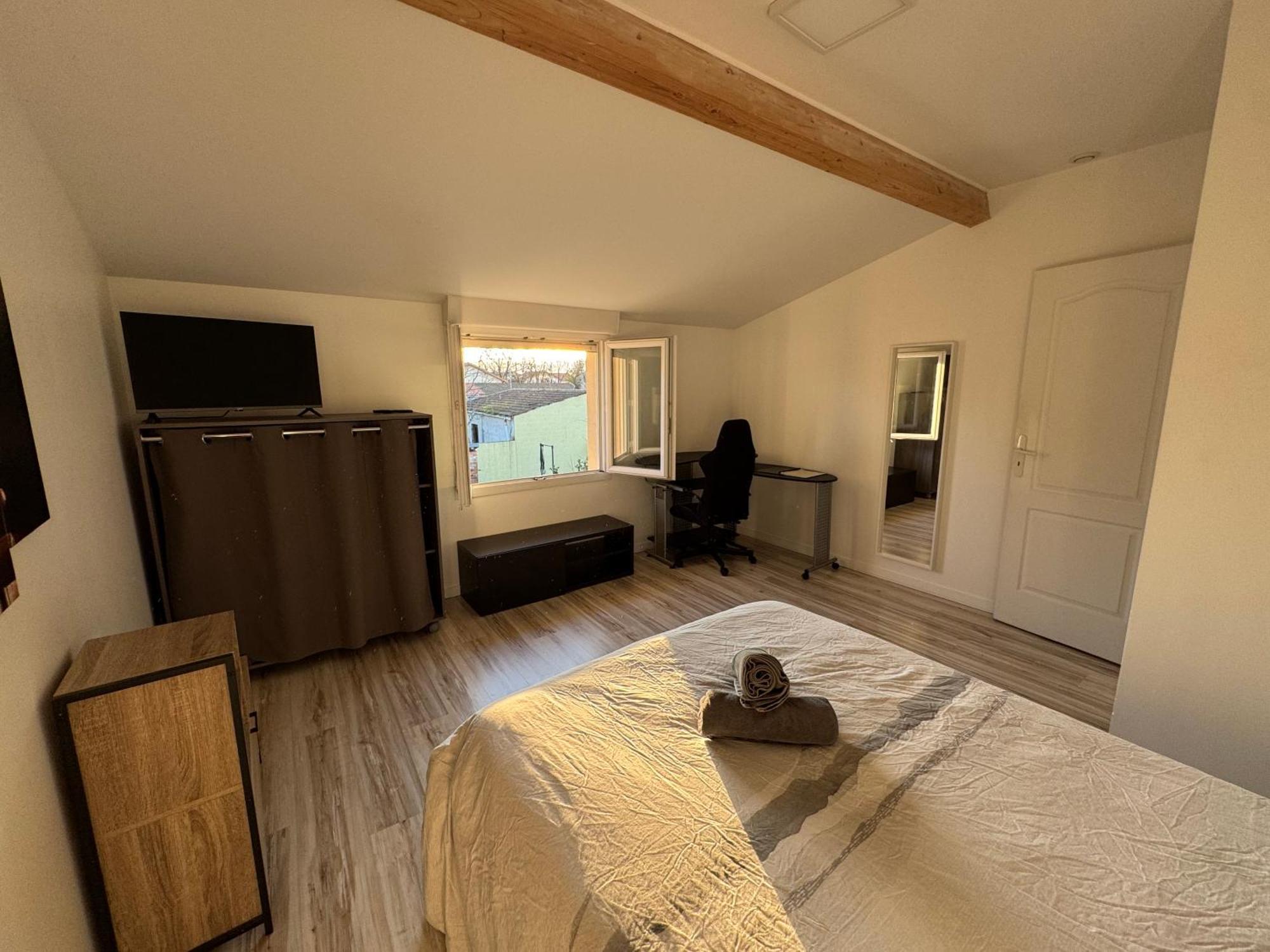 Bed To Rent - Maison Calme Avec Jacuzzi Sous Supplement บอร์โด ภายนอก รูปภาพ
