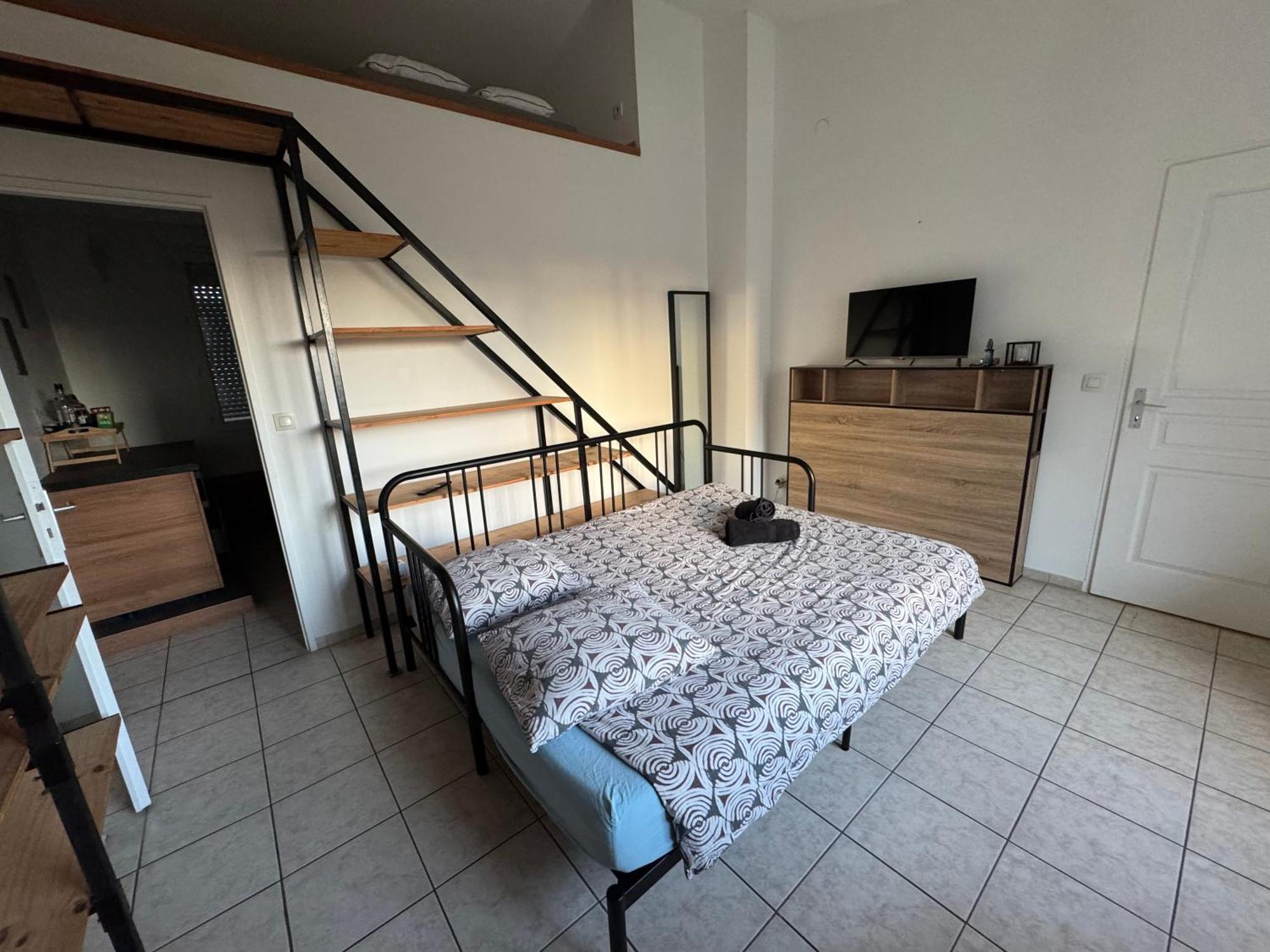 Bed To Rent - Maison Calme Avec Jacuzzi Sous Supplement บอร์โด ภายนอก รูปภาพ